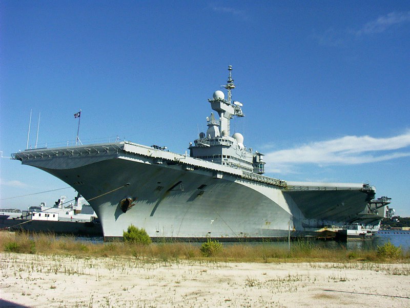 Porte-avions Charles de Gaulle